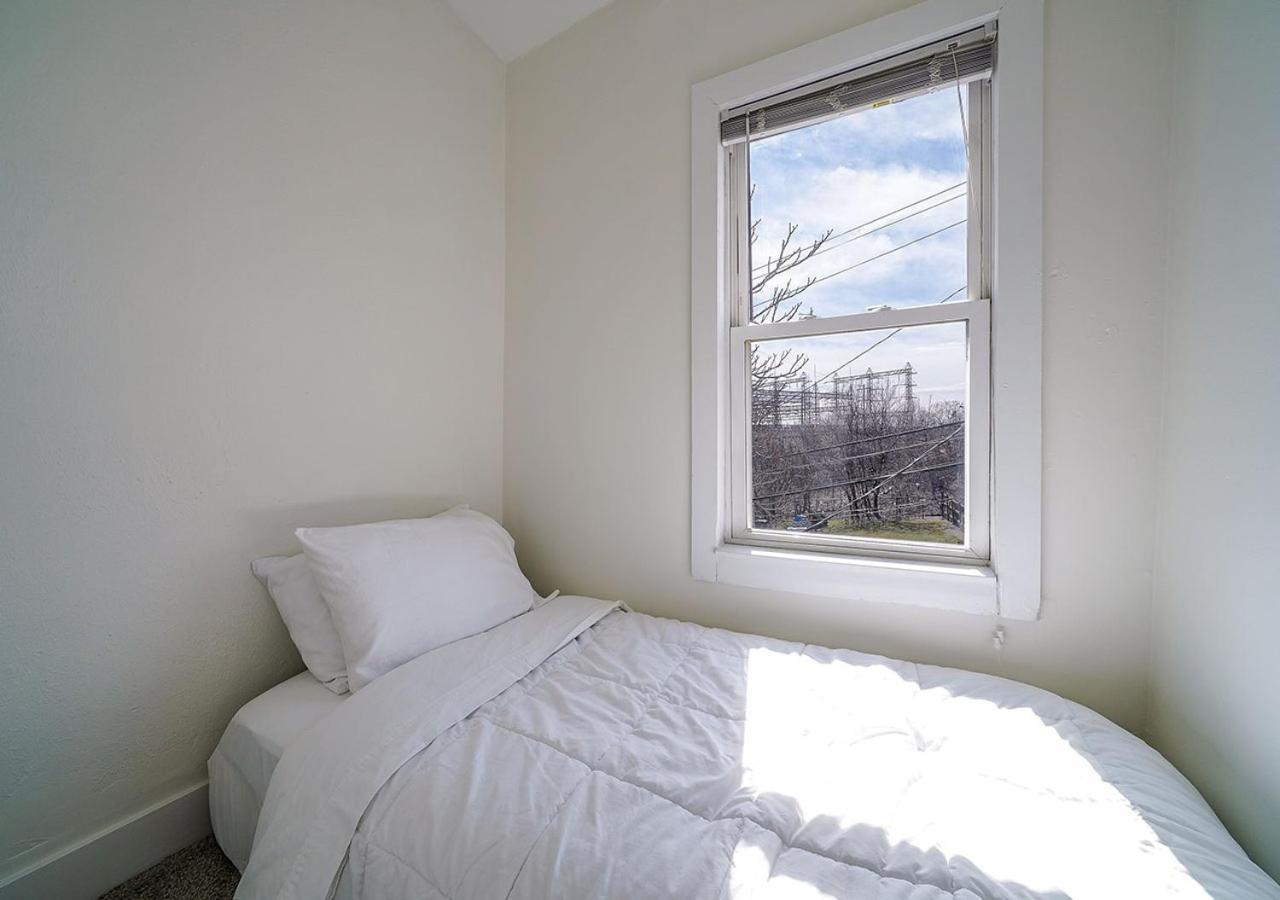 Tremont! 7 Min To Downtown Cleveland Villa Exteriör bild