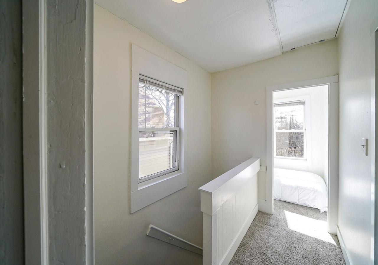 Tremont! 7 Min To Downtown Cleveland Villa Exteriör bild